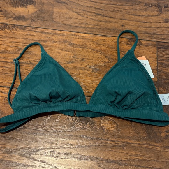 Shade & Shore Other - Shade&Shore Medium Green swim Top NWT **$1 if you buy w/ a regular priced item**